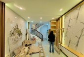 Cần bán nhà riêng Lô góc Phố Hồng Mai, Hai Bà Trưng 4 tầng, 35m2, mặt tiền rộng rãi 3.8m